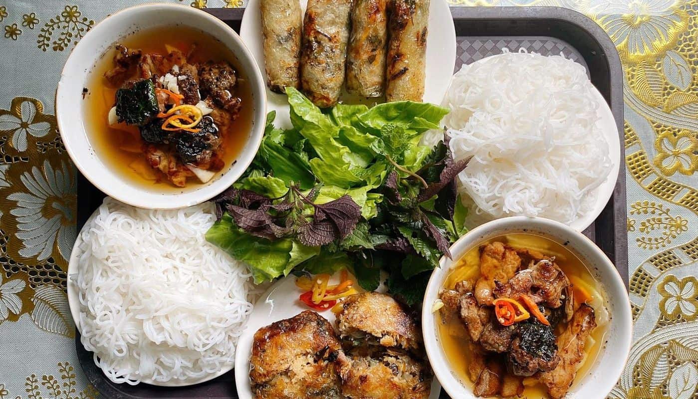 Learn Hanoi’s food heritage with expert insights